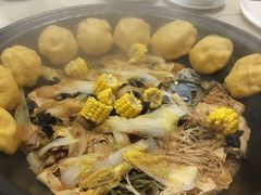 -三江鱼东北特色铁锅炖(骆驼店)
