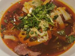 -成都你六姐·牛肉冒菜(城市集市合生汇店)