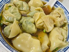 半菜半肉-古徽州馄饨店(宝安路店)