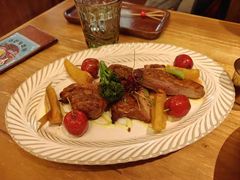 -秘密旅行Bonjour(黑金冠 江南西店)