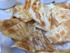 甩饼-土连锅·现熬养生汤锅(梁家巷店)