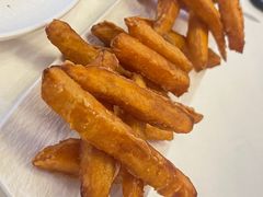 -华凌牛庄西餐厅(乌鲁木齐华凌美爵大饭店)