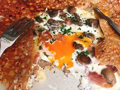 鸡蛋蘑菇熏肉荞麦可丽饼-RAC BAR(安福路店)