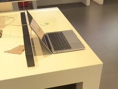 -Apple授权专营店(宝山万达店)