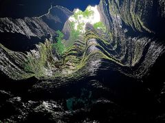 -梭布垭石林景区