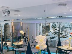 店内布置-九献创意菜·牛排馆(亮马河花园店)
