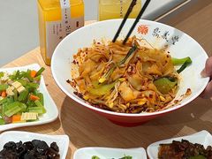 -鼎义丰功夫面(星光大道店)