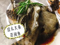 -四川小胡子海鲜(丁村万人海鲜广场店)