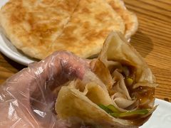 -李连贵酒家熏肉大饼(昆明街店)