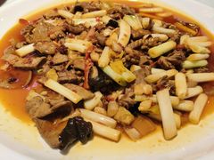 -万重锦·人文川菜馆(骡马市店)