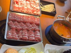 -呷哺呷哺(松北万象汇店)