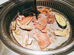 -佰烧海鲜烤肉火锅自助(世茂国际广场店)