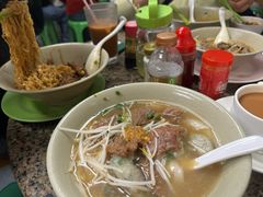 -万利洪记粉面美食