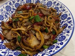 烟笋腊肉钵-新新湘菜馆(新中街二条店)
