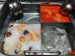 -海底捞火锅(长宁路龙之梦店)