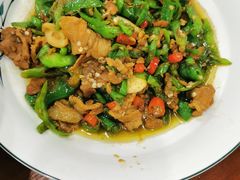 -湖南人家湘菜馆(镇江路店)