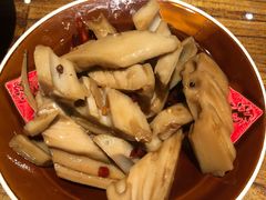 -泉畔人家·老济南经典鲁菜(大明湖店)
