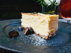 重芝士蛋糕-WABI COFE(愚园路店)