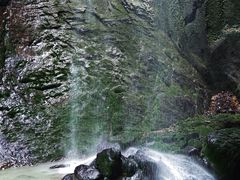 -龙水峡地缝景区