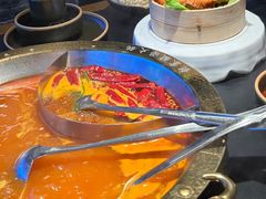 -靓寨酸汤火锅(时尚天河东一街店)