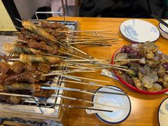 -烤满分·东北烧烤(首经贸店)