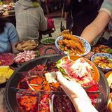 怀旧风格的环境 高颜值的火锅