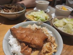 -红猪卤肉饭(大西洋美食城店)