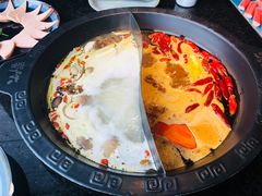 菌汤牛油鸳鸯锅-三个四川人火锅(华联商厦店)