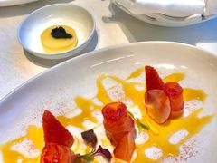 甜菜头腌制三文鱼-云厨·高空西餐厅(成都瑯珀·凯悦臻选酒店)