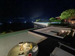 -瑰丽酒店·海吧·天际下午茶·现场DJ·天台酒吧