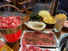 -黔有有贵州酸汤夺夺粉火锅(五味十字店)