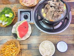 -阿婆情腊排骨火锅·野生菌季(古城旗舰店)