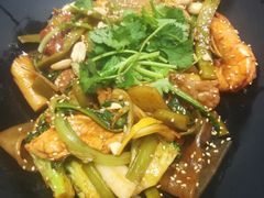 -醉人椒麻辣香锅(王府井喜悦店)