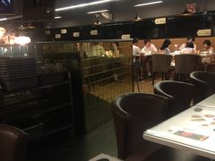 -新大咀港式茶餐厅(宝山万达店)