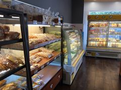 面包甜点陈列柜-一鸣真鲜奶吧(益乐路店)