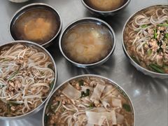 -正宗杨记普洱酸醋米线(总店)