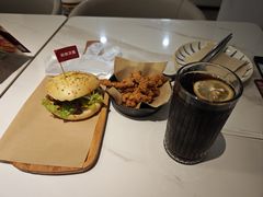 -必胜客(松雷店)