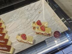 -黑草莓(重庆路店)