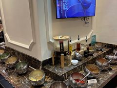 自助调料区-一哥澳门豆捞 · 十七年经典澳门火锅(四季天地店)