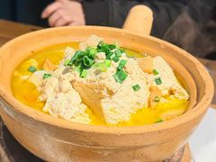 -头上红煨盐鸡乡村食府