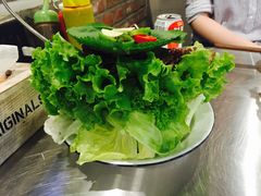 -马路牙子烧烤音乐酒馆(望京店)