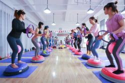 -亚太瑜伽普拉提学院