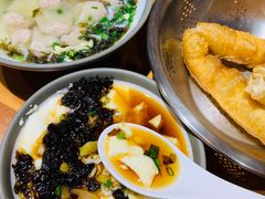 -弄堂咪道-饭香·面香·馄饨香(兴梅店)