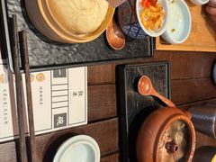 -银米·云南传统过桥米线(双廊黑金冠店)