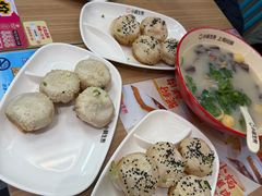 -小杨生煎(白玉兰广场店)