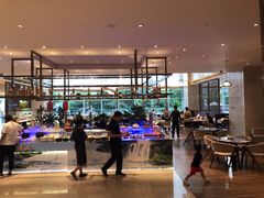 大堂-百灵希尔顿逸林酒店大堂吧