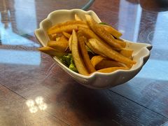 -亚哈饭店(梅园新村小区店)