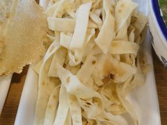 -八百里牛肉汤(盖饭·锅贴·万象城店)