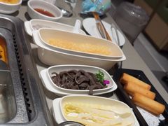 -海底捞火锅(金山百联店)