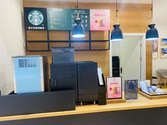 -杭州中沃沃尔沃4S店(滨江区店)